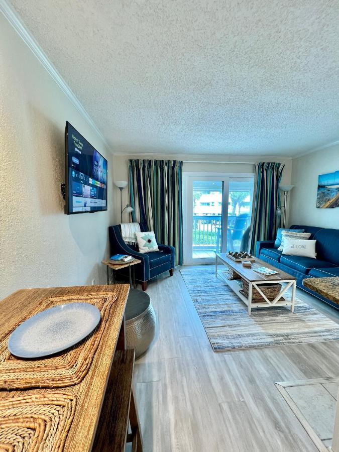 Sun Splashed Condo! Steps To Beach And 2 Pools Galveston Island Exterior photo